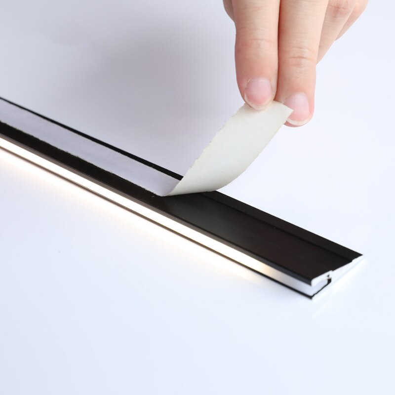 Ultra-thin LED 45° cabinet light LT74