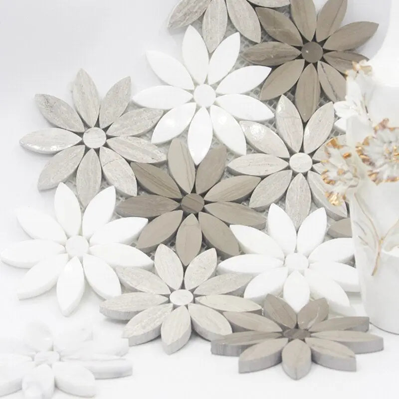 https://yeechop.com/products/marble-daisy-design-mosaic-ad1?_pos=1&_sid=6852a7025&_ss=r