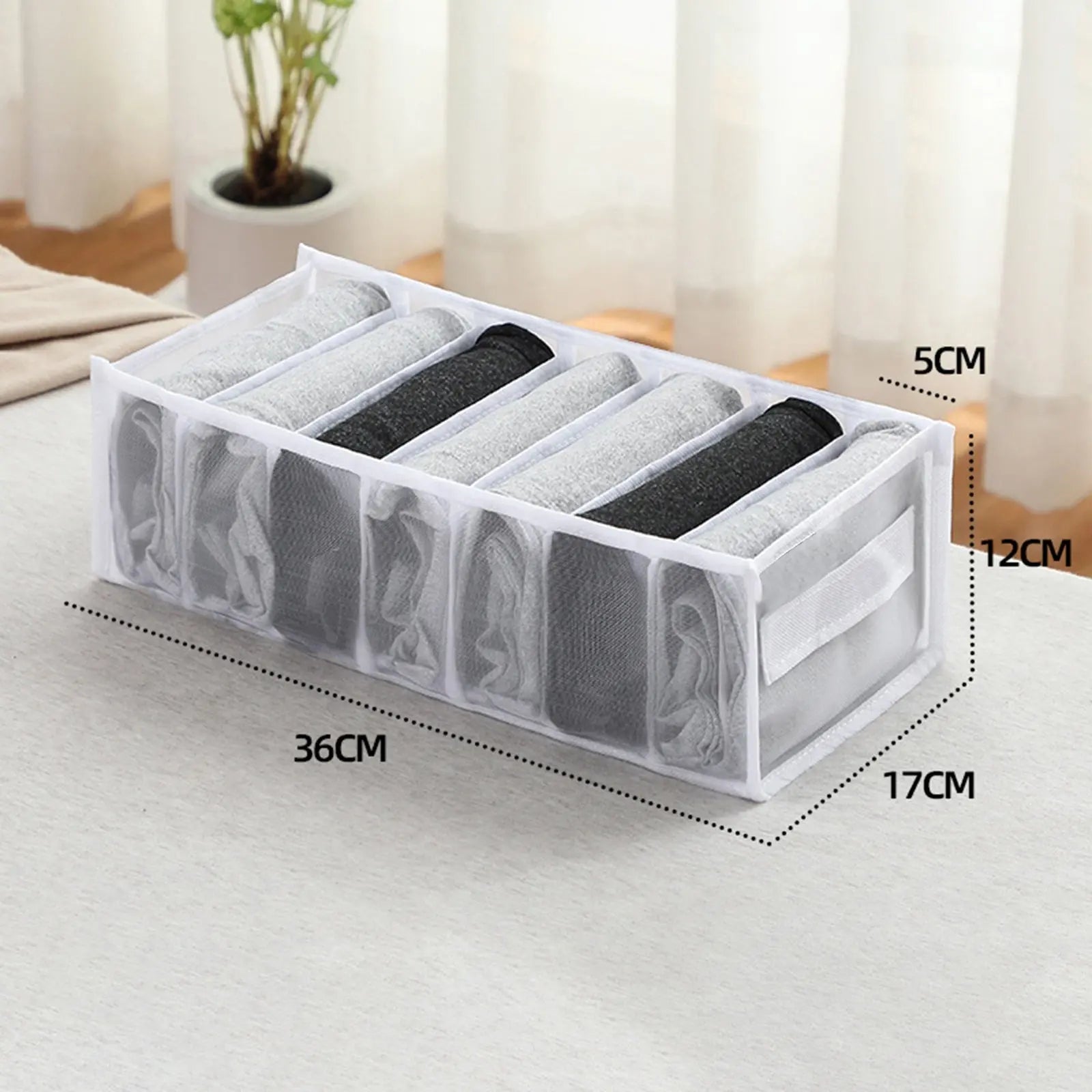 https://yeechop.com/products/closet-wardrobe-clothes-compartment-storage-boxes-hm11?_pos=1&_sid=43e1b40d0&_ss=r