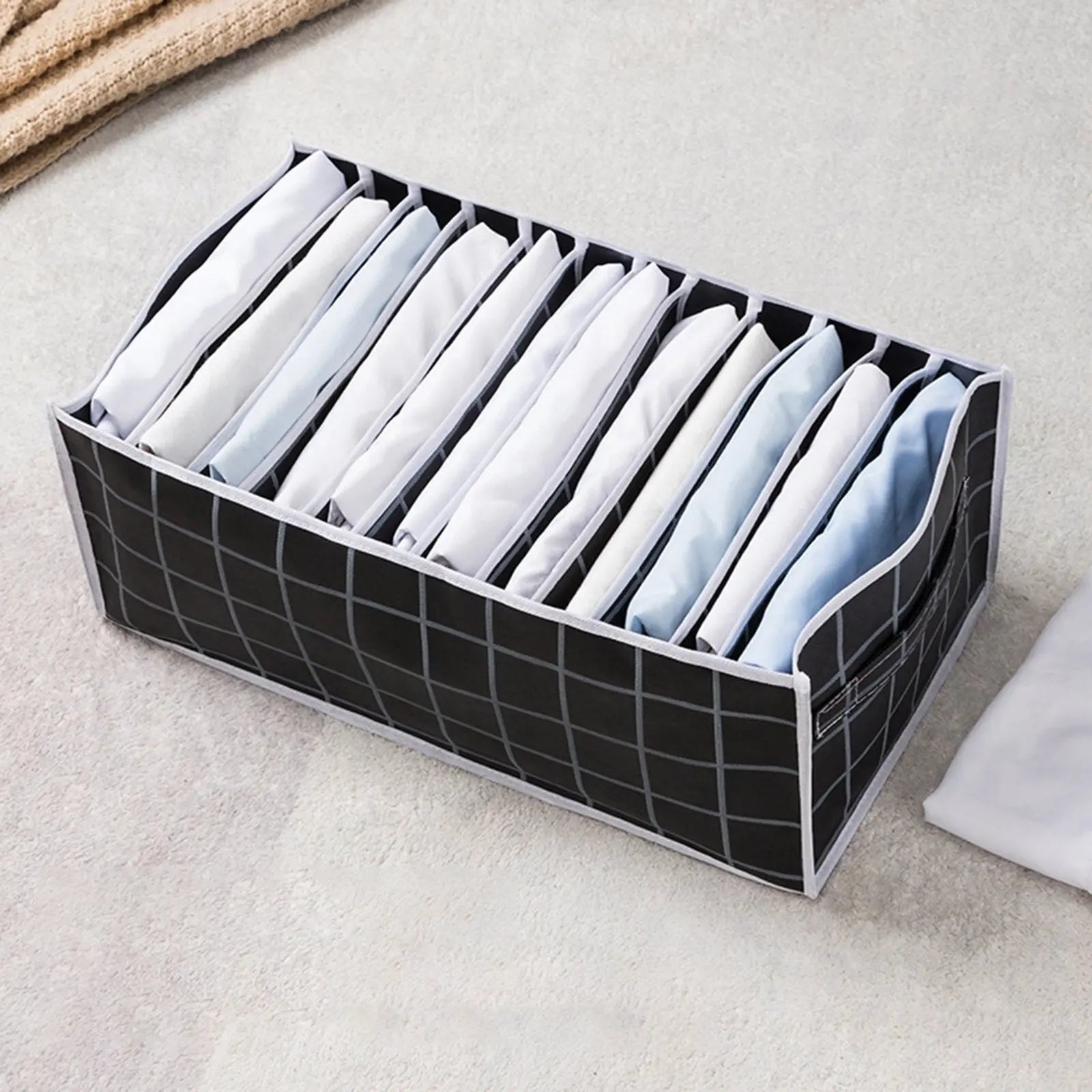 https://yeechop.com/products/closet-wardrobe-clothes-compartment-storage-boxes-hm11?_pos=1&_sid=43e1b40d0&_ss=r