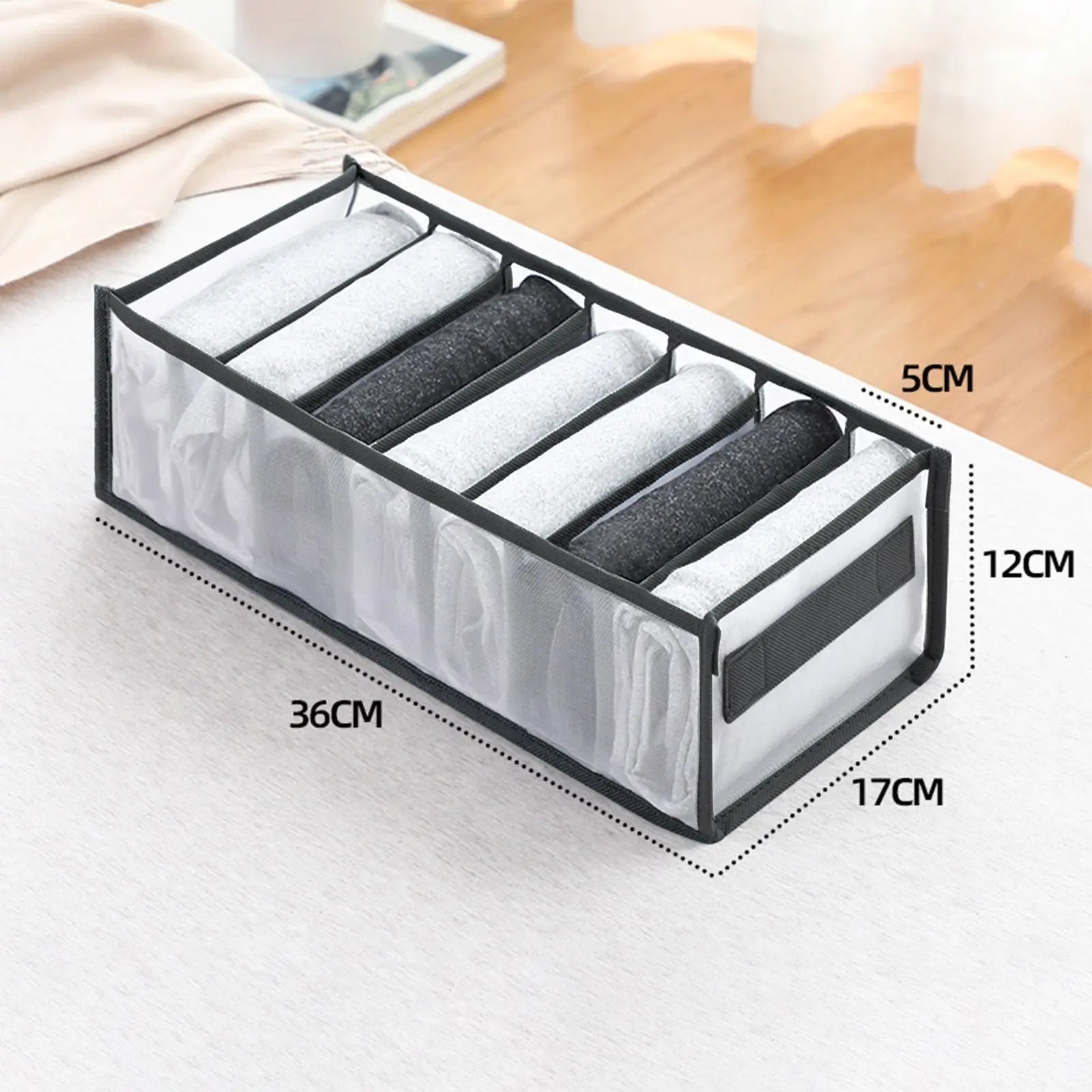 https://yeechop.com/products/closet-wardrobe-clothes-compartment-storage-boxes-hm11?_pos=1&_sid=43e1b40d0&_ss=r