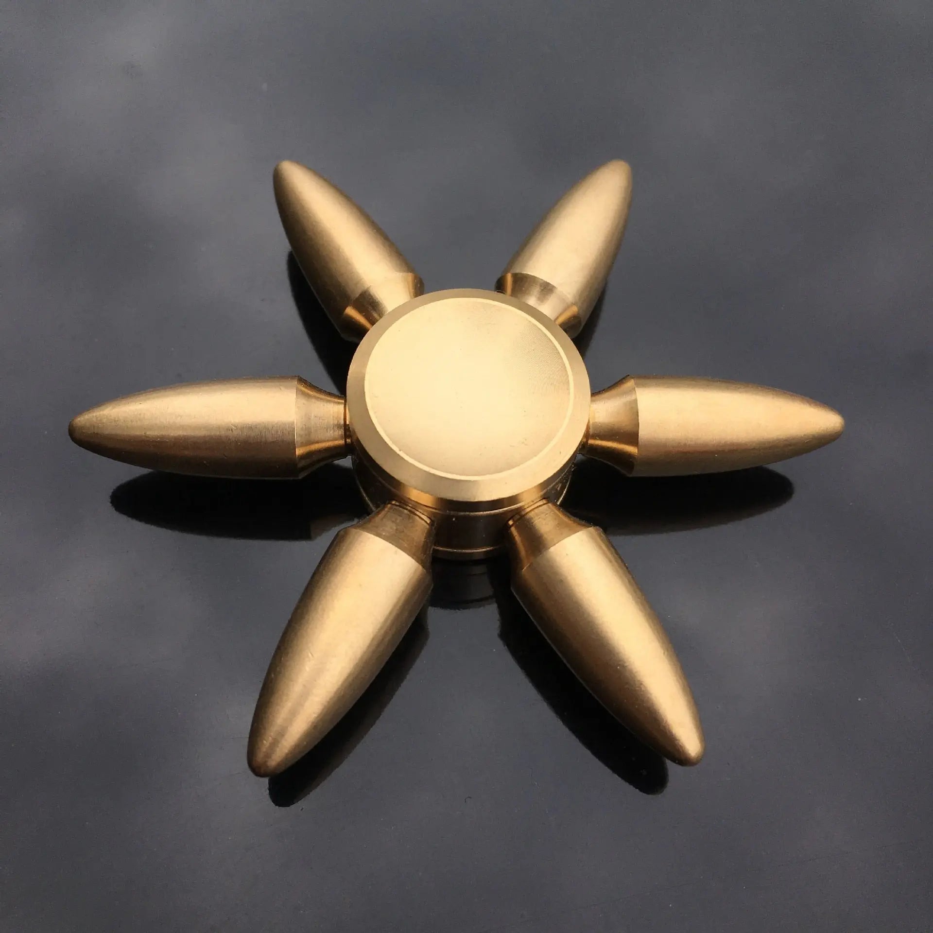 https://yeechop.com/products/copper-core-bullet-shape-finger-spinner-sr15?_pos=1&_sid=9aeee7a21&_ss=r