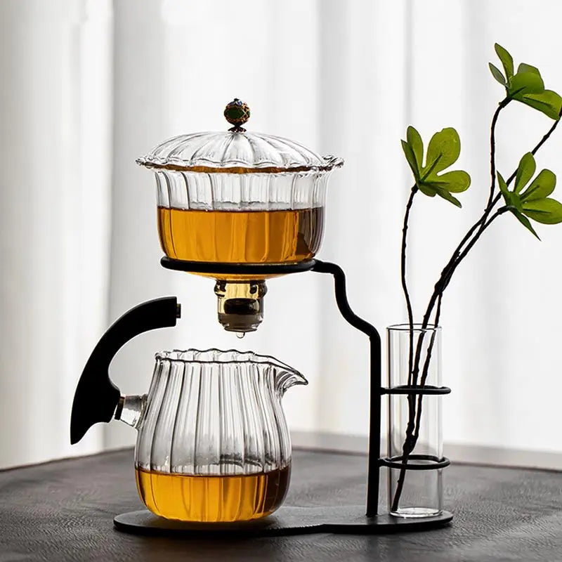 https://yeechop.com/products/elegant-lazy-automatic-tea-set?_pos=1&_sid=c9c5230f8&_ss=r