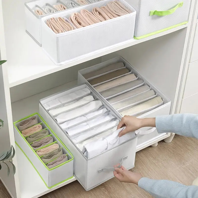 https://yeechop.com/products/foldable-clothing-storage-box-hm20?_pos=1&_sid=3dff0453a&_ss=r