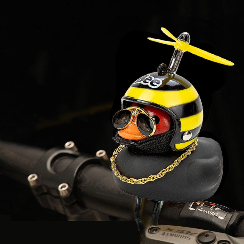 Hélice Casque Petit Canard Jaune Ornement d'équitation MT18