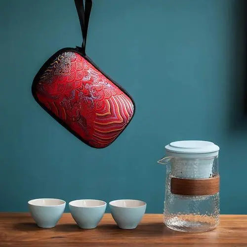 https://yeechop.com/products/landscape-painting-travel-tea-set?_pos=1&_sid=15ccdb759&_ss=r