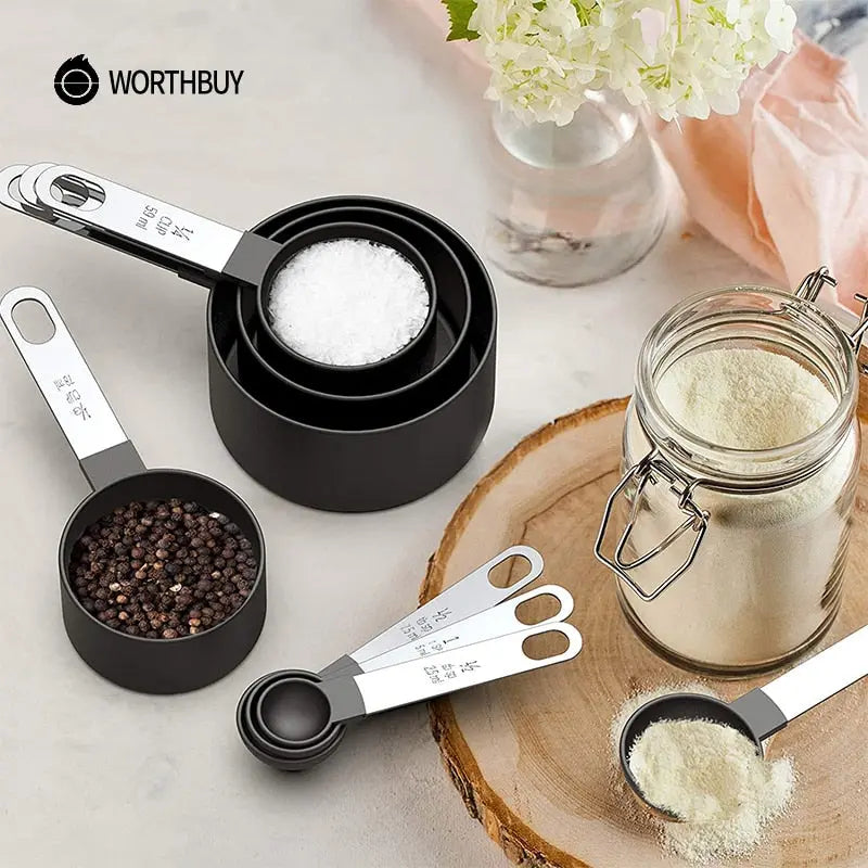 https://yeechop.com/products/measuring-spoon-and-cup-set?_pos=1&_sid=712a579bd&_ss=r&variant=41665659895972