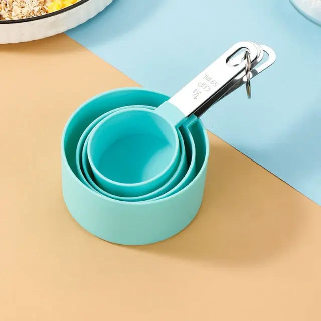 https://yeechop.com/products/measuring-spoon-and-cup-set?_pos=1&_sid=712a579bd&_ss=r&variant=41665659895972