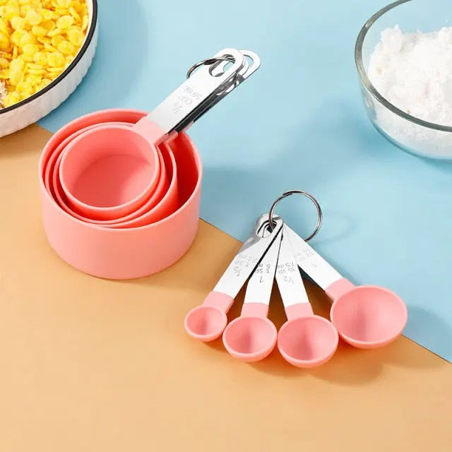 https://yeechop.com/products/measuring-spoon-and-cup-set?_pos=1&_sid=712a579bd&_ss=r&variant=41665659895972