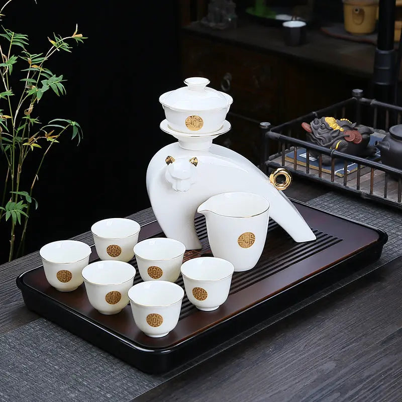 https://yeechop.com/products/suet-jade-automatic-tea-set-ts38?_pos=1&_sid=94d22fa82&_ss=r&variant=42119861469348