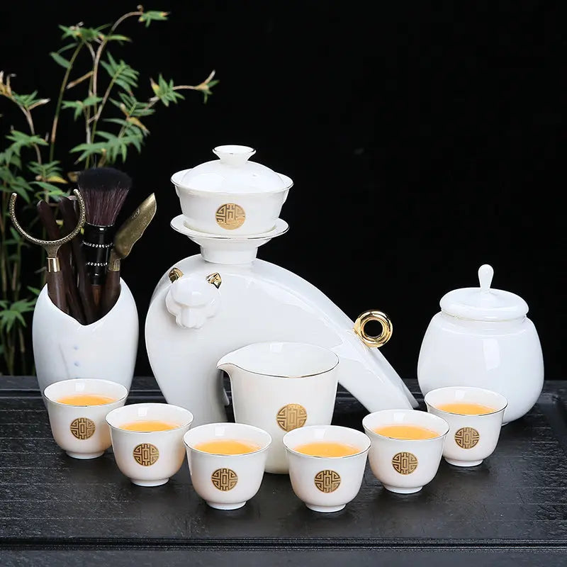 https://yeechop.com/products/suet-jade-automatic-tea-set-ts38?_pos=1&_sid=94d22fa82&_ss=r&variant=42119861469348