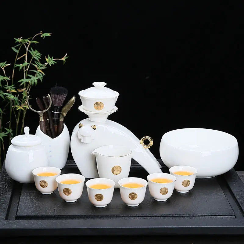 https://yeechop.com/products/suet-jade-automatic-tea-set-ts38?_pos=1&_sid=94d22fa82&_ss=r&variant=42119861469348