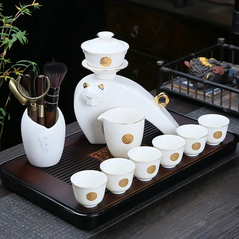 https://yeechop.com/products/suet-jade-automatic-tea-set-ts38?_pos=1&_sid=94d22fa82&_ss=r&variant=42119861469348