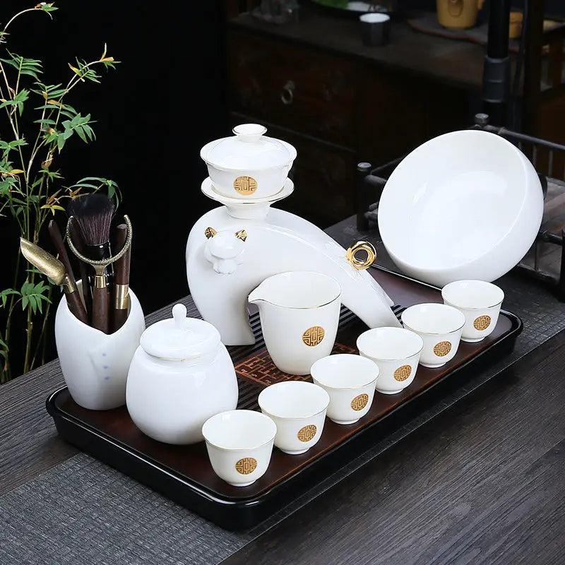 https://yeechop.com/products/suet-jade-automatic-tea-set-ts38?_pos=1&_sid=94d22fa82&_ss=r&variant=42119861469348