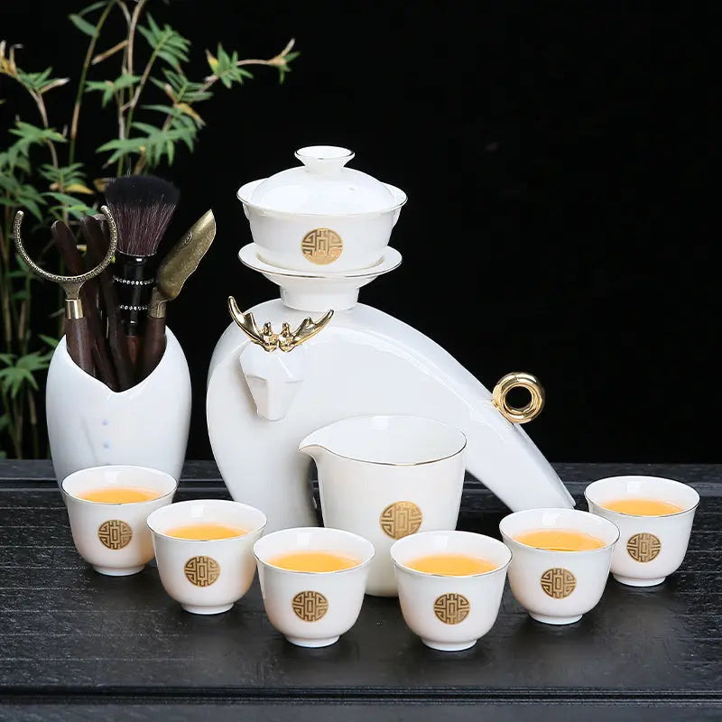 https://yeechop.com/products/suet-jade-automatic-tea-set-ts38?_pos=1&_sid=94d22fa82&_ss=r&variant=42119861469348