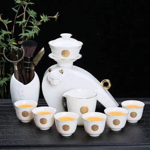 https://yeechop.com/products/suet-jade-automatic-tea-set-ts38?_pos=1&_sid=94d22fa82&_ss=r&variant=42119861469348