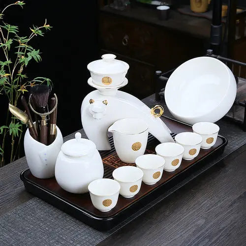 https://yeechop.com/products/suet-jade-automatic-tea-set-ts38?_pos=1&_sid=94d22fa82&_ss=r&variant=42119861469348