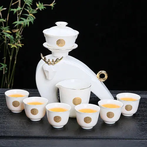 https://yeechop.com/products/suet-jade-automatic-tea-set-ts38?_pos=1&_sid=94d22fa82&_ss=r&variant=42119861469348