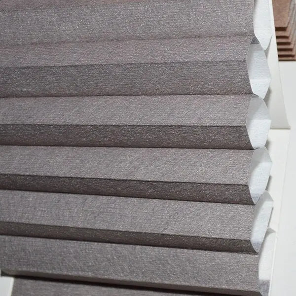 https://yeechop.com/products/customized-interior-window-blinds-hm22?_pos=1&_sid=0a07fbaf5&_ss=r&variant=42301689987236