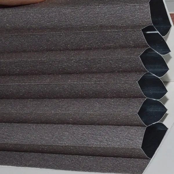 https://yeechop.com/products/customized-interior-window-blinds-hm22?_pos=1&_sid=0a07fbaf5&_ss=r&variant=42301689987236